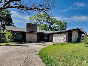 Building Photo - 12043 High Meadow Dr