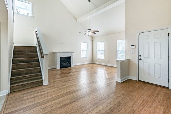 Building Photo - 3 bedroom, 2 bath in Wilmington