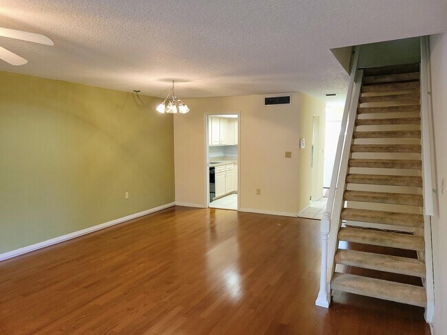 Foto del edificio - 1635 58th Terrace S