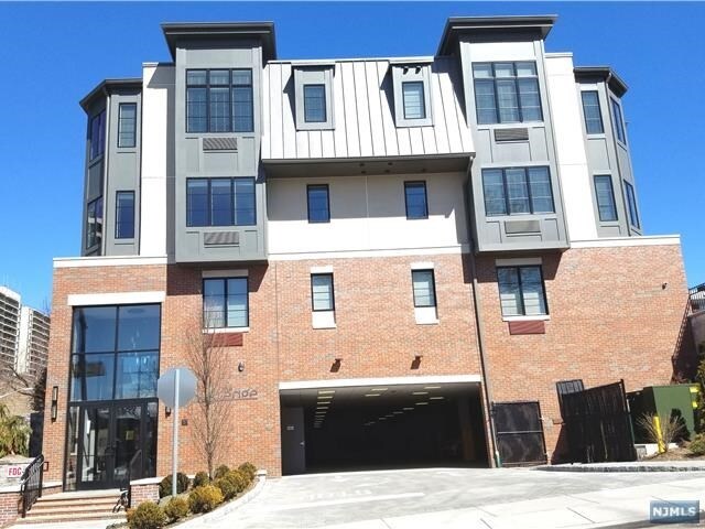 Foto principal - 461 Palisades Blvd