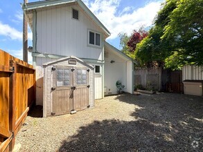 Building Photo - 37811 Iron Horse Ln