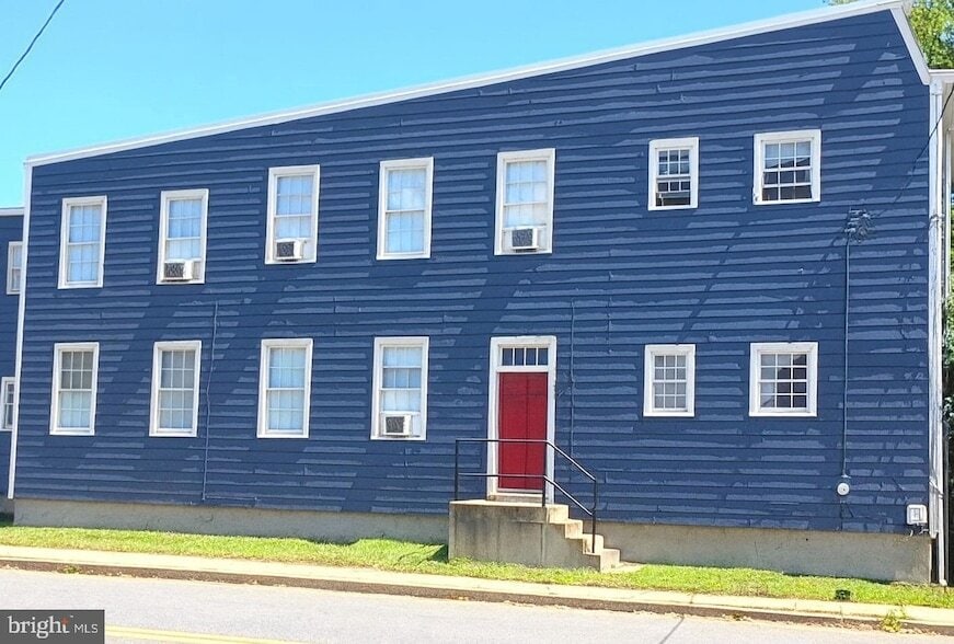 Photo - 301 N West Street Unit 1