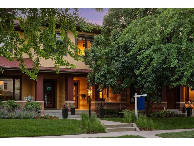 Building Photo - 3022 Emerson Ave S