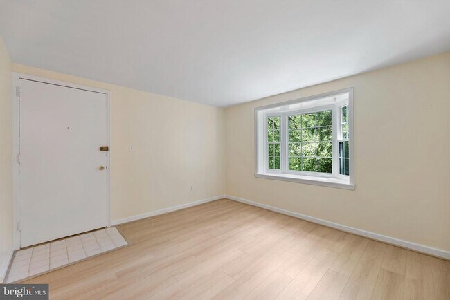 Foto del edificio - 820 S Arlington Mill Dr