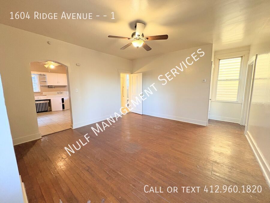 Primary Photo - 1604 Ridge Ave