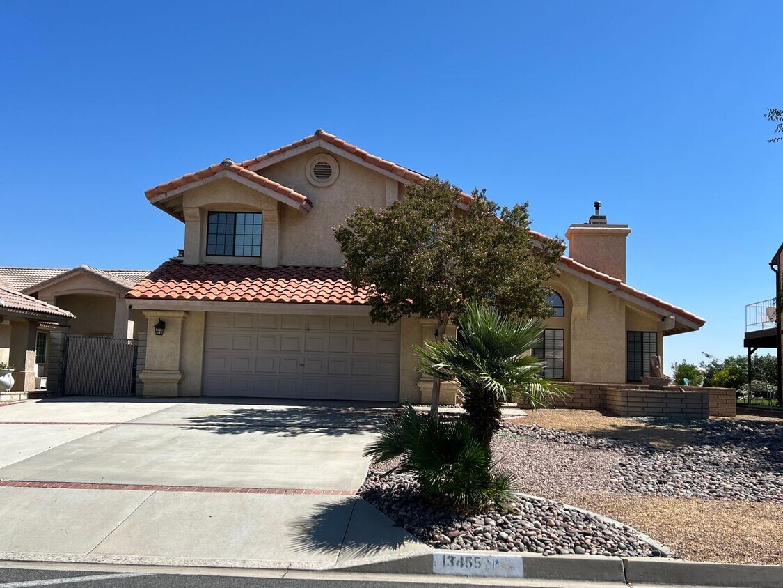 Foto principal - Spring Valley Lake Home