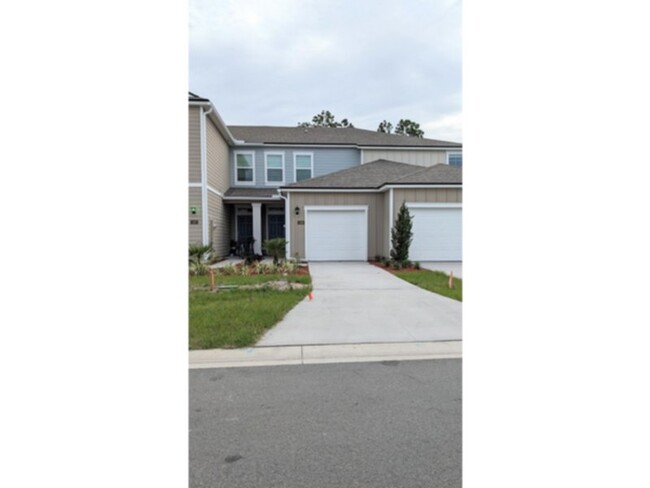 Building Photo - Brand New 2 Bedroom/2 Bath Townhouse Avail...