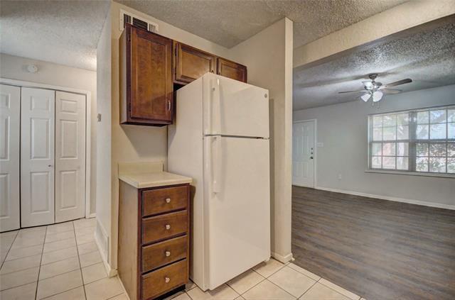 Building Photo - 740 Bluebonnet Dr