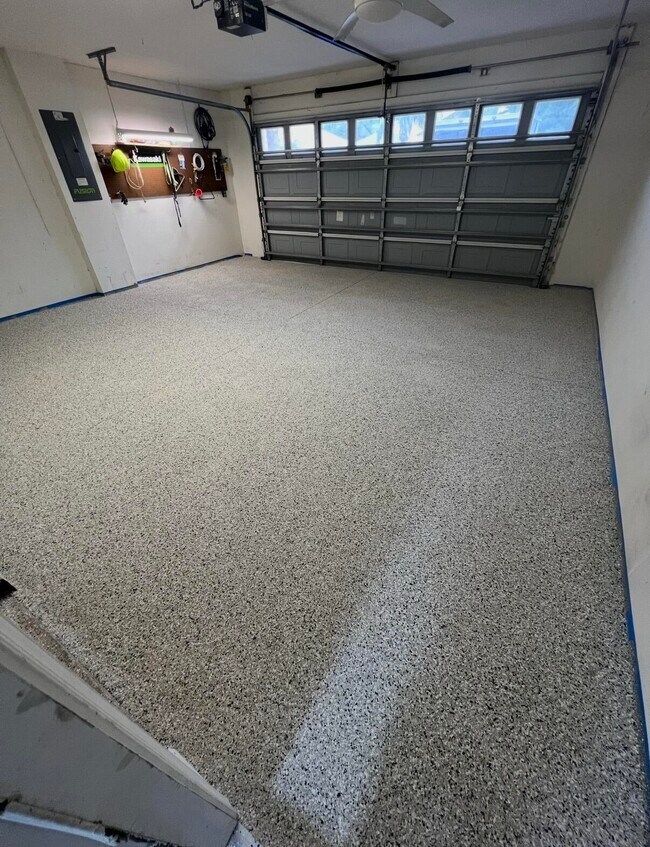 Foto del edificio - 3081 NW Windemere Dr