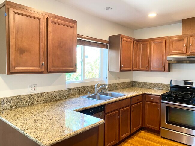 Cocina - 2215 Harriman Ln