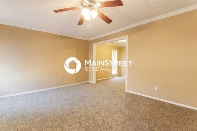 Foto del edificio - 3 Bedroom Pet-Friendly Home in Oklahoma City, OK with Main Street Renewal