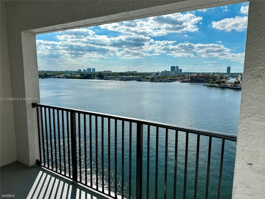 Primary Photo - 3 br, 2 bath Condo - Porto Bellagio