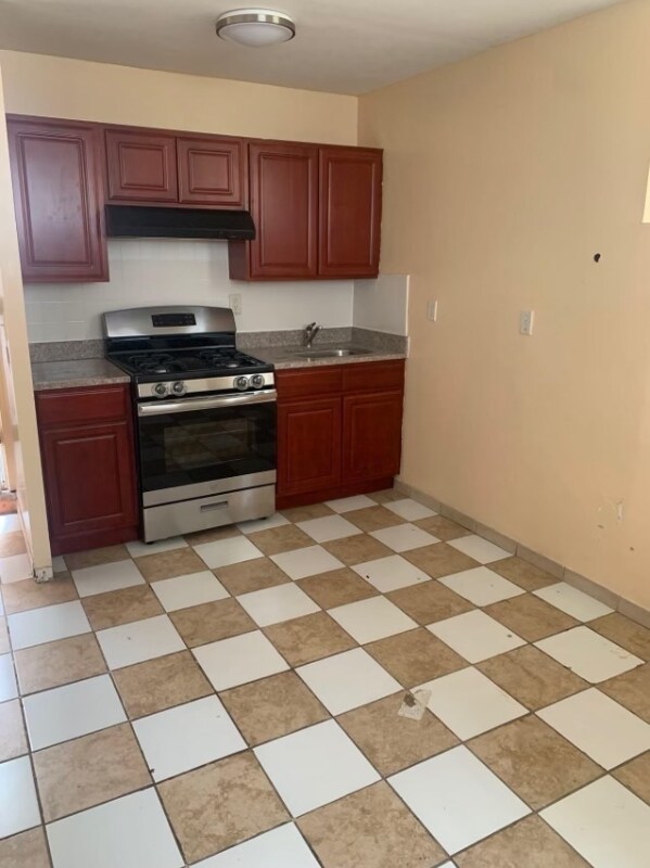 29 Mersereau Ave, Staten Island, NY 10303 House Rental in Staten