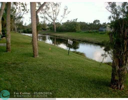 Building Photo - 11460 Royal Palm Blvd