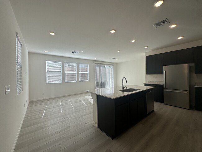 Foto del edificio - 9125 Rivington Ave