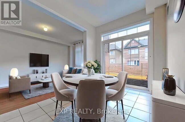 Building Photo - 625 Sweetwater Cres