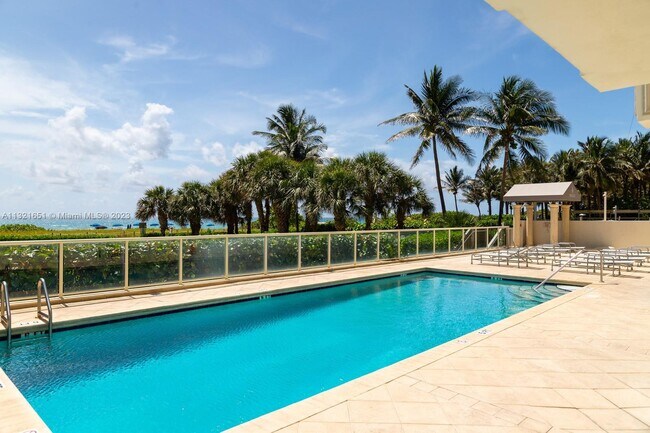 Building Photo - 9499 Collins Ave
