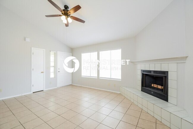 Foto del edificio - 3 Bedroom Pet-Friendly Home in Tucson, AZ with Main Street Renewal