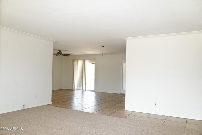 Foto del edificio - 3626 N 80th Pl
