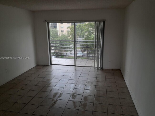 Foto del edificio - 2800 NW 56th Ave