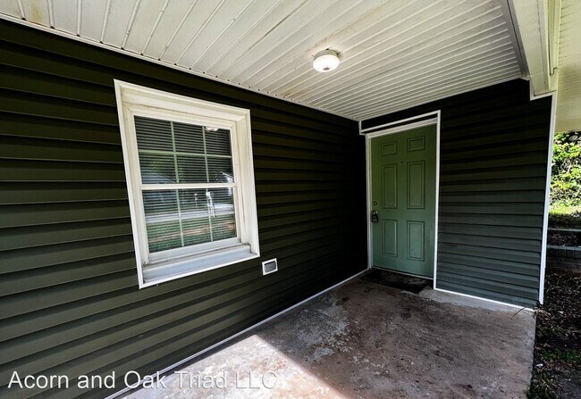 Foto del edificio - 2 br, 1 bath House - 1516 Willard Ave