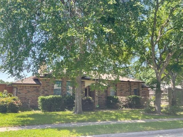 Building Photo - 445 Cozby Ave