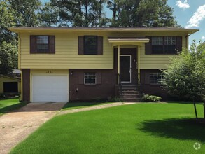 Building Photo - 3719 Steadman Dr NW