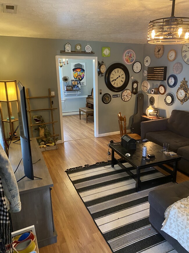 Building Photo - 1026 Ardmore Dr