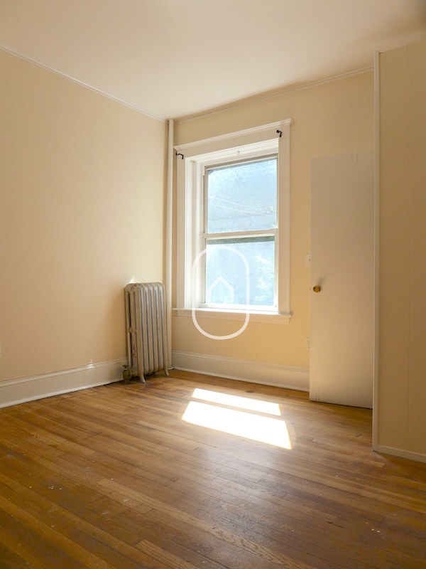 Foto del edificio - 176 Fuller St