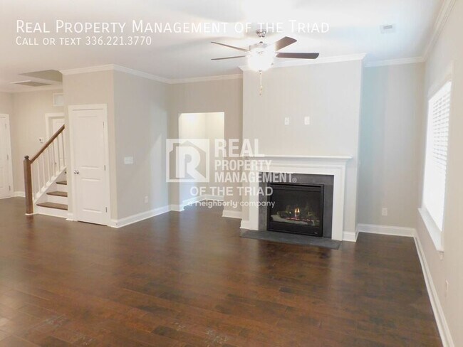 Foto del edificio - 6826 Magnolia Pk Ct