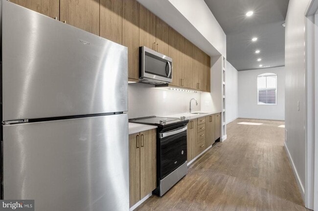 Foto del edificio - 525 N 41st St