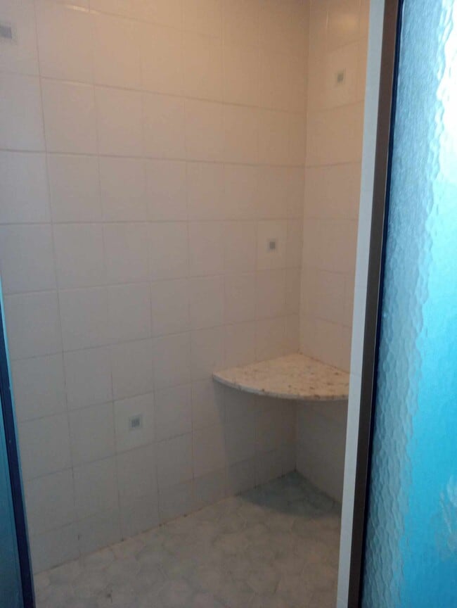 Building Photo - 601 Tarpon Way