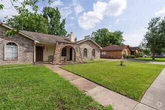 Building Photo - 3763 Quiet Pl Dr