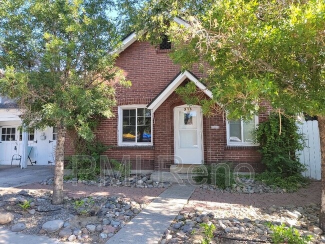 Building Photo - 315 Ryland St