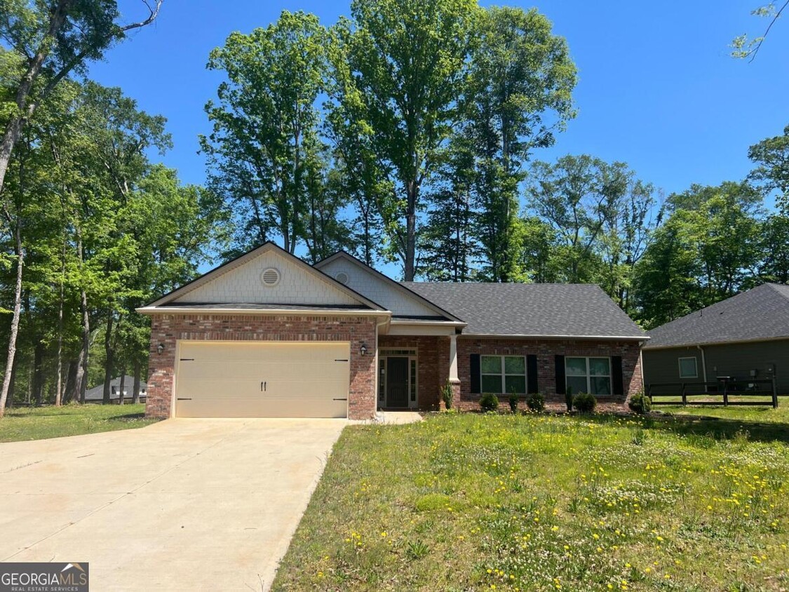 Foto principal - 322 River Mansion Dr