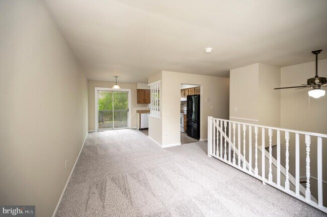 Building Photo - 2111 Mills Dr