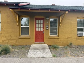 Building Photo - 306 NW Harriman St