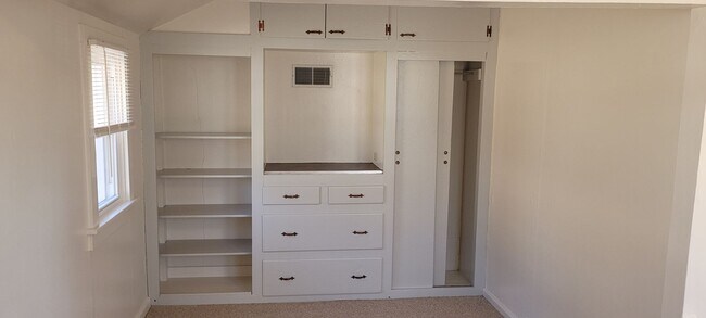 Foto del edificio - 2 Bed 1 Bath
