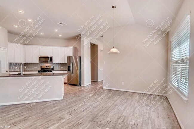 Building Photo - 4 br, 2 bath House - 17200 Lathrop Ave
