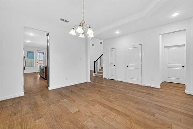 Building Photo - 10934 White Mist Dr