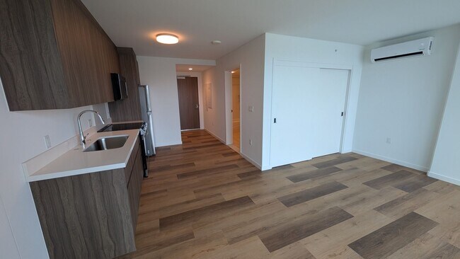 Building Photo - The Park on Keeaumoku brand new studio apa...