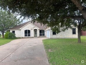 Building Photo - 104 Swan Ct