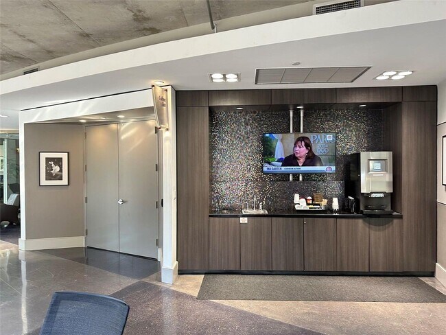 Foto del edificio - 1901 Post Oak Blvd