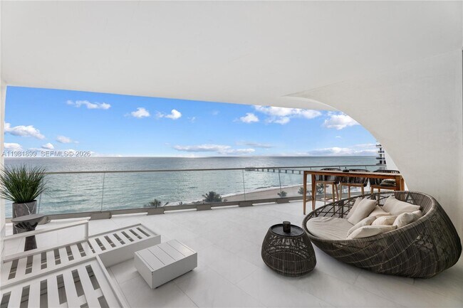 Foto del edificio - 16901 Collins Ave