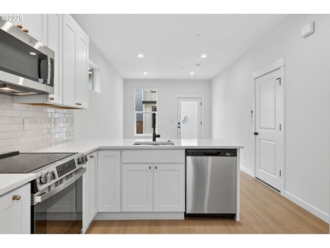 Foto del edificio - 4063 SW McKinley St