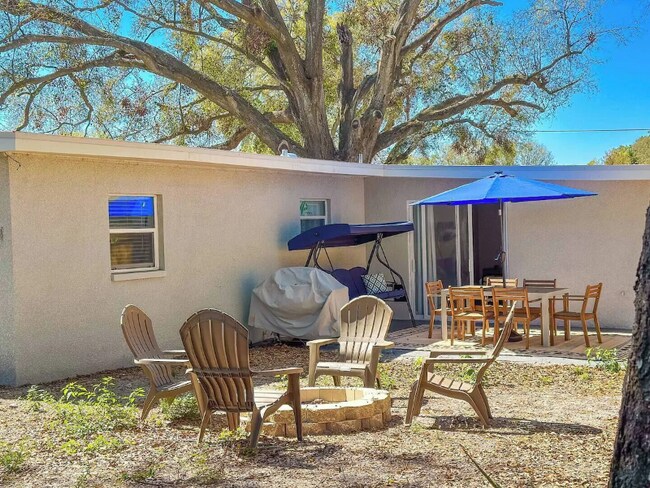 Foto del edificio - 8911 Oren Ave