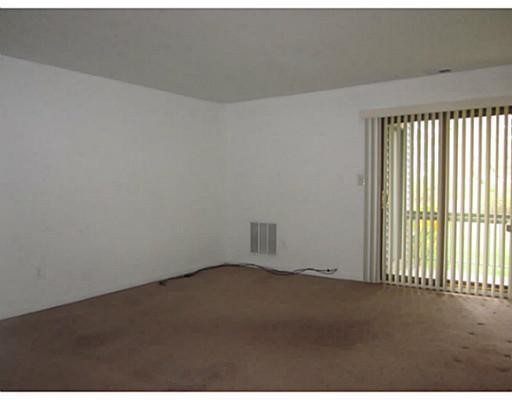 Foto del edificio - 1612 Woodbridge Commons Way