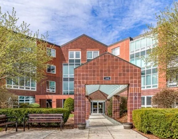 Foto principal - 245 Place Ln