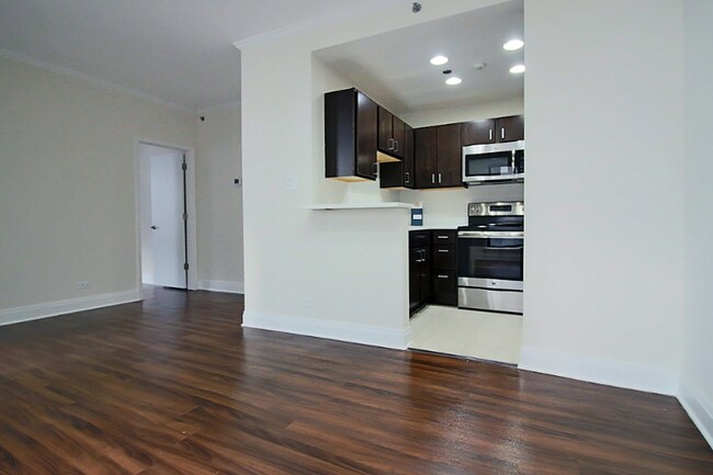 Foto del edificio - 210 E Chestnut St