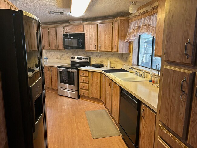 Building Photo - Sun Lakes Furnished Vacation Rental